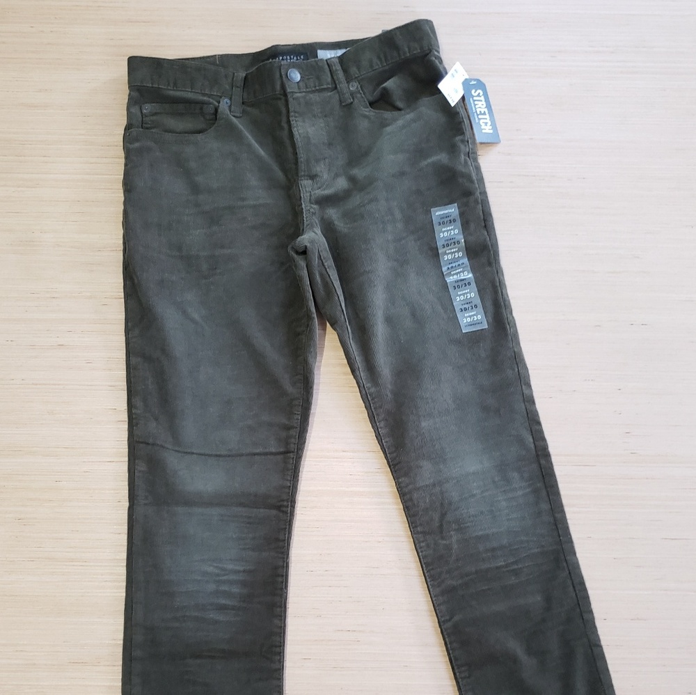 NWT 
AEROPOSTALE MENS STRETCH CASUAL CORDUROY PANT